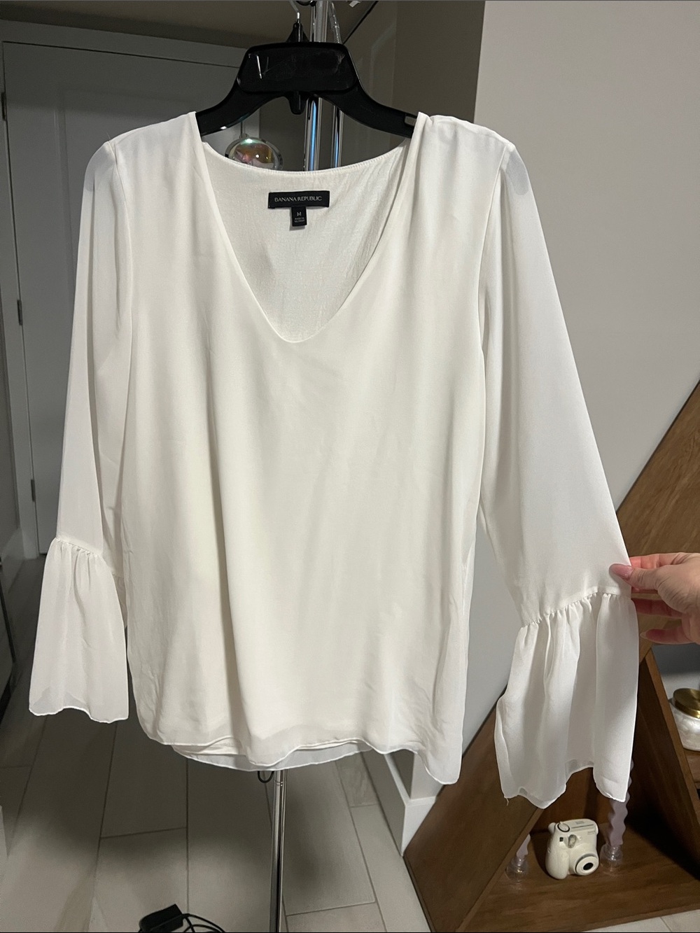 Banana Republic White V-Neck Bell Sleeve Blouse